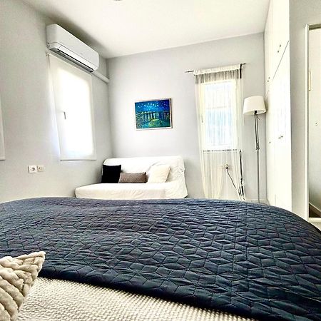 Downtown Apartment Kamena Vourla Luaran gambar