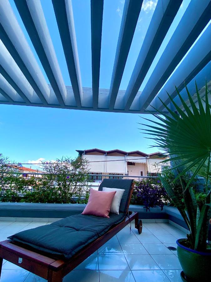 Downtown Apartment Kamena Vourla Luaran gambar