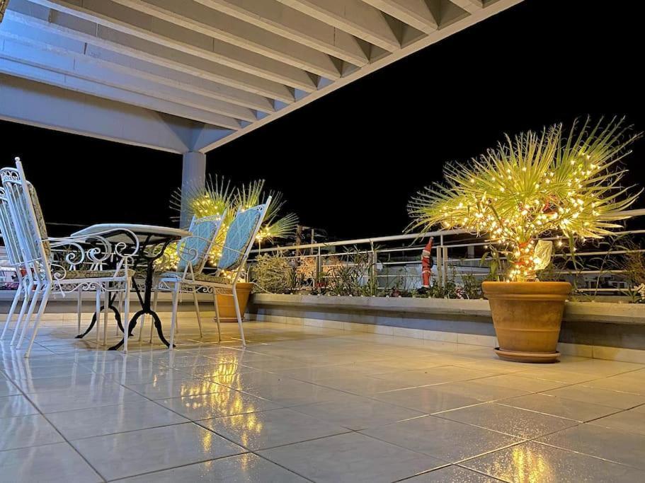 Downtown Apartment Kamena Vourla Luaran gambar