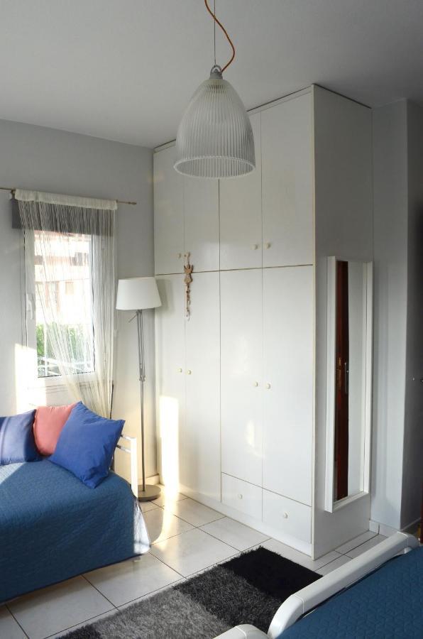Downtown Apartment Kamena Vourla Luaran gambar