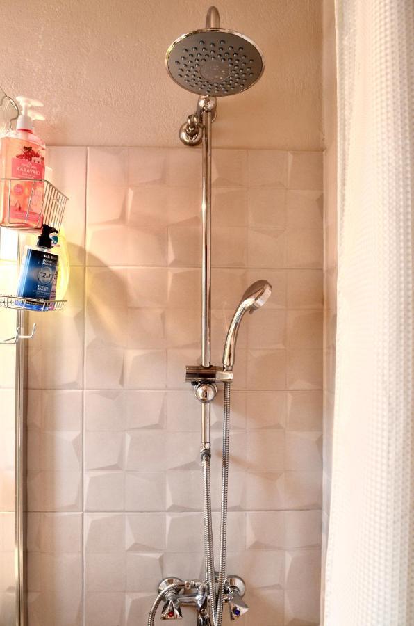 Downtown Apartment Kamena Vourla Luaran gambar