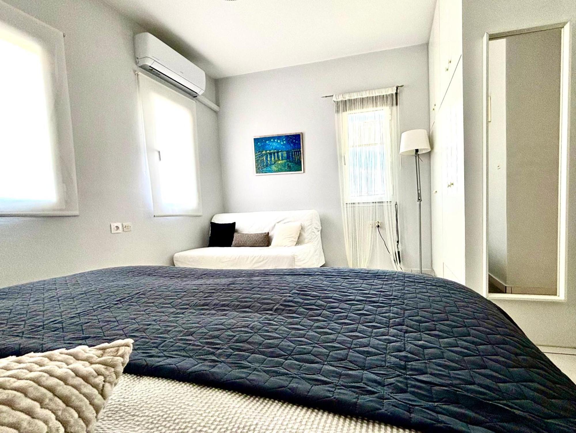 Downtown Apartment Kamena Vourla Luaran gambar