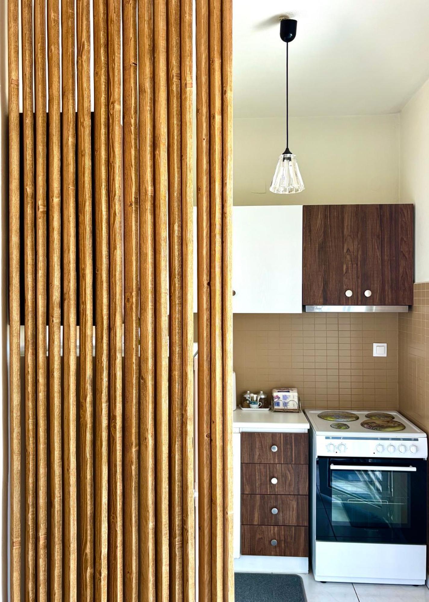 Downtown Apartment Kamena Vourla Luaran gambar